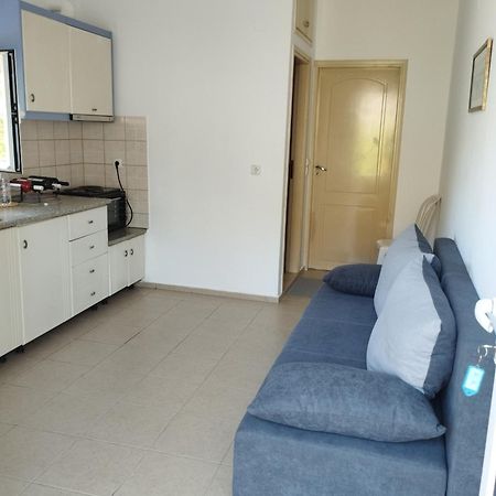 Eirini Apts On The Beach Psari Forada Extérieur photo